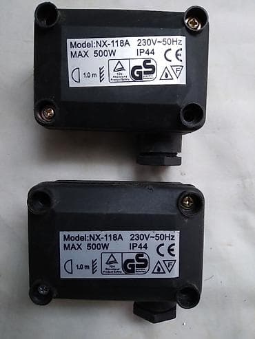 Delovi za reflektor.cena za kom na lalafo.rs Delovi za reflektor.cena za kom