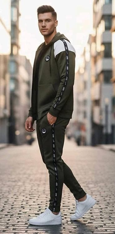 Trenerka Nike, bоја - Šareno na lalafo.rs — 2 Trenerka Nike, bоја - Šareno — 2