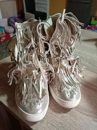 Lagane, skrivena pete, preudobne na lalafo.rs — 1 Lagane, skrivena pete, preudobne — 1