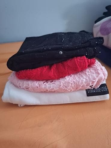 Crne farmerice cirkoni ml .Crvena haljina cipkasta sm.Roza haljina na lalafo.rs Crne farmerice cirkoni ml .Crvena haljina cipkasta sm.Roza haljina