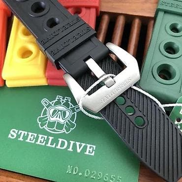 Steeldives SD2201 narukvica za sat - Crna - 20mm / 22mm Opis: Model na lalafo.rs — 4 Steeldives SD2201 narukvica za sat - Crna - 20mm / 22mm Opis: Model — 4