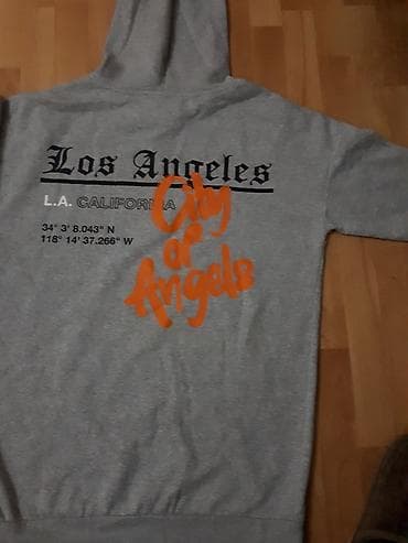 FB sister Xl kupljen u New Yorker kao nov na lalafo.rs FB sister Xl kupljen u New Yorker kao nov