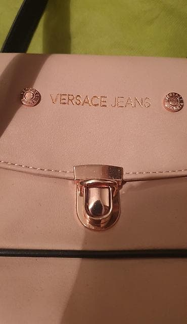 VERSACE jeans original nova torba, baš velika, model kao ranac. Moze na lalafo.rs — 6 VERSACE jeans original nova torba, baš velika, model kao ranac. Moze — 6