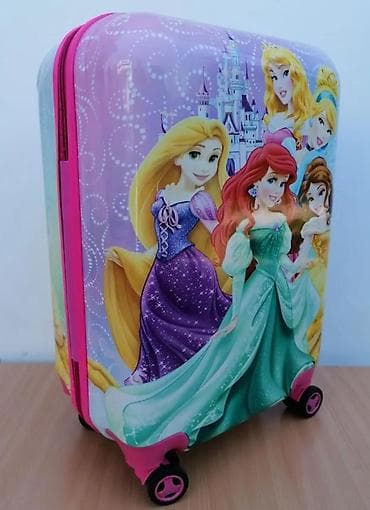 beretke za devojcice: Dečiji kofer sa motivom princeza - Tvrda školjka sa sjajnim printom at lalafo.rs — 4 beretke za devojcice: Dečiji kofer sa motivom princeza - Tvrda školjka sa sjajnim printom — 4