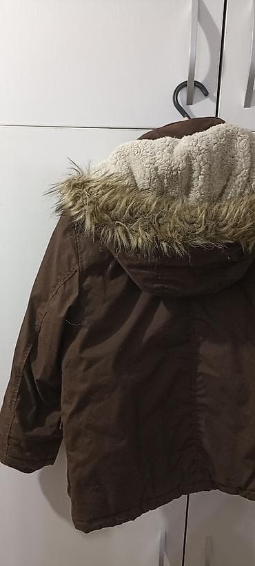 Jakna parka za dečake,kao nova, vel 128cm, 7-8 godina. Braon boja na lalafo.rs — 4 Jakna parka za dečake,kao nova, vel 128cm, 7-8 godina. Braon boja — 4