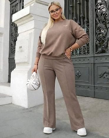 Novi model BIG SIZE trenerke za punije Veličine : 2xl,3xl na lalafo.rs — 4 Novi model BIG SIZE trenerke za punije Veličine : 2xl,3xl — 4