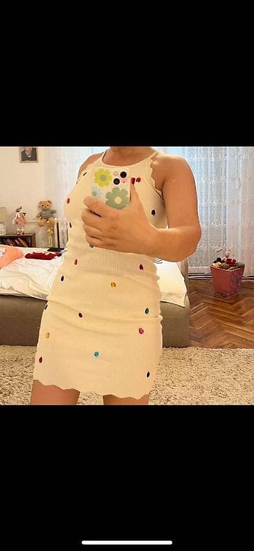 kom sa etiketom: Potpuno nova haljina sa etiketom, kupljenja na brzinu za neku proskavu at lalafo.rs — 5 kom sa etiketom: Potpuno nova haljina sa etiketom, kupljenja na brzinu za neku proskavu — 5