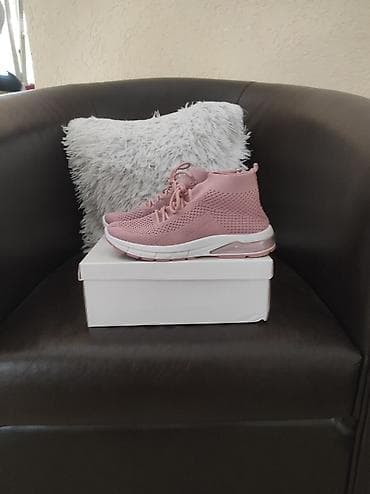 Patike prljavo roze 39,d.u.g.23,5cm na lalafo.rs Patike prljavo roze 39,d.u.g.23,5cm