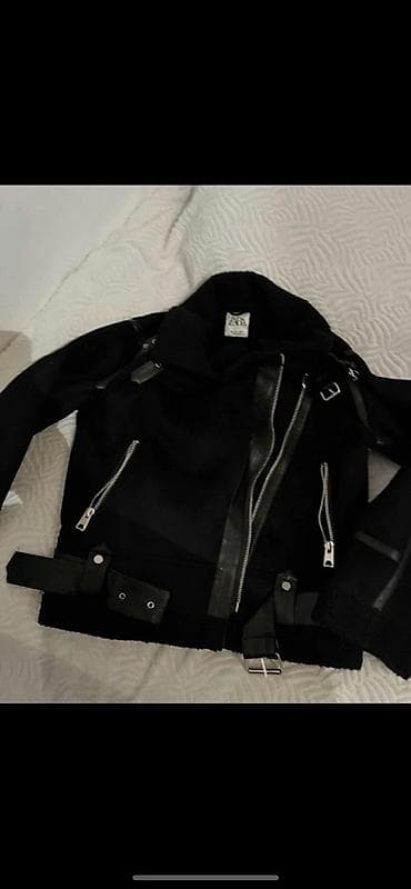 ZARA ženska jakna – crna biker/shearling stilo - Model sa na lalafo.rs — 1 ZARA ženska jakna – crna biker/shearling stilo - Model sa — 1