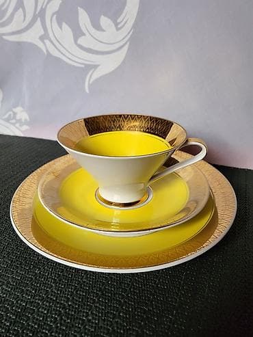 Set porcelanski Gehren Istocna Nemacka 60,70te. Set nigde na lalafo.rs Set porcelanski Gehren Istocna Nemacka 60,70te. Set nigde