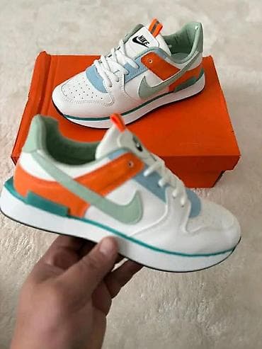 Patike, Nike, veličina - 37 na lalafo.rs Patike, Nike, veličina - 37