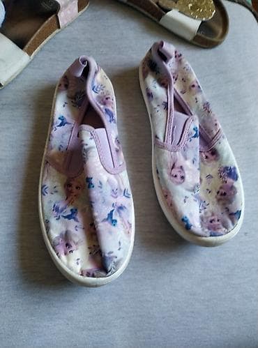 Paket obuce vel 34 cena 500rsd jedne su nove baletanke a drugo na lalafo.rs — 2 Paket obuce vel 34 cena 500rsd jedne su nove baletanke a drugo — 2