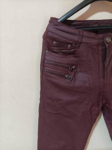 cista koza broj: Na prodaju bordo pantalone od eko kože, sa vidljivim znacima nošenja na lalafo.rs — 5 cista koza broj: Na prodaju bordo pantalone od eko kože, sa vidljivim znacima nošenja — 5