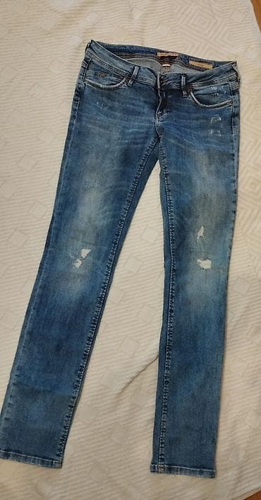 Staff farmerke i odličnom stanju
Pogledajte i ostale moje oglase na lalafo.rs — 1 Staff farmerke i odličnom stanju
Pogledajte i ostale moje oglase — 1