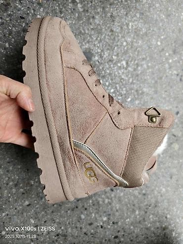 Uggs color - Multicolored at lalafo.rs — 5 Uggs color - Multicolored — 5