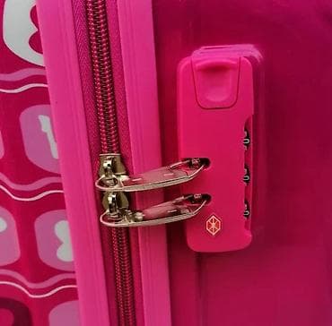 beretke za devojcice: Dečji kofer sa likom Minnie Mouse - Dizajn: jarko roze sa motivom at lalafo.rs — 3 beretke za devojcice: Dečji kofer sa likom Minnie Mouse - Dizajn: jarko roze sa motivom — 3