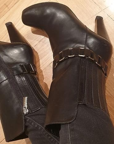 PINKO original kožne čizme, broj 37. Atraktivne, imaju kaiš oko na lalafo.rs — 2 PINKO original kožne čizme, broj 37. Atraktivne, imaju kaiš oko — 2