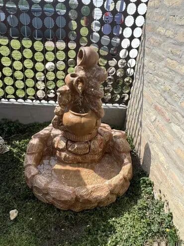 Garden Decor: Fontana za dvorište – čupovi sa pumpom O NAMA BLUE STONE ŠTAMPANI at lalafo.rs — 2 Garden Decor: Fontana za dvorište – čupovi sa pumpom O NAMA BLUE STONE ŠTAMPANI — 2