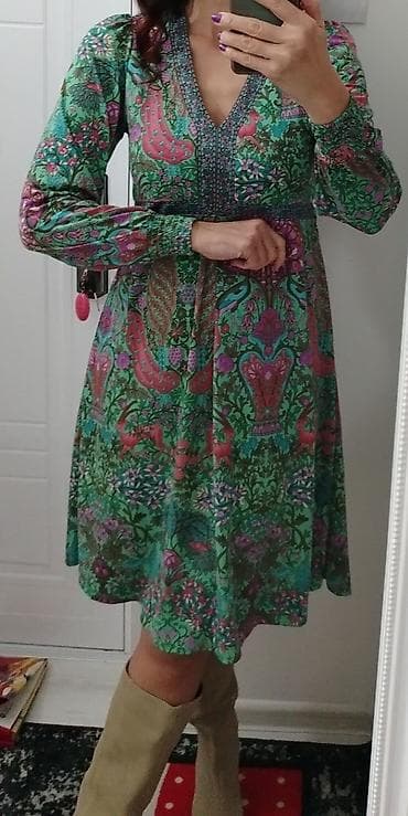 pantalone butiku ali: Prelepa šarena haljina dugih rukava, vel M, ali ima puno elastina i na lalafo.rs — 4 pantalone butiku ali: Prelepa šarena haljina dugih rukava, vel M, ali ima puno elastina i — 4