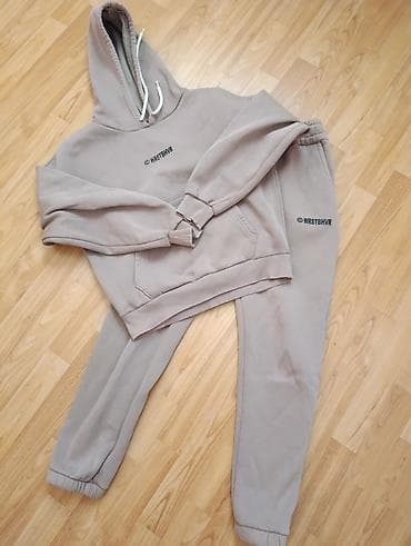 WRSTBHVR komplet trenerke – dukserica s kapuljačom + donji deo - na lalafo.rs WRSTBHVR komplet trenerke – dukserica s kapuljačom + donji deo -