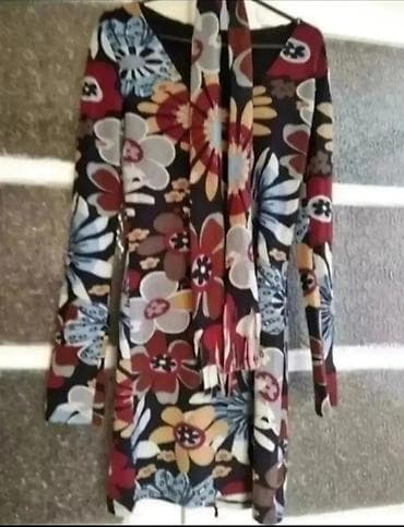 Haljina vel.M u super stanju na lalafo.rs — 1 Haljina vel.M u super stanju — 1