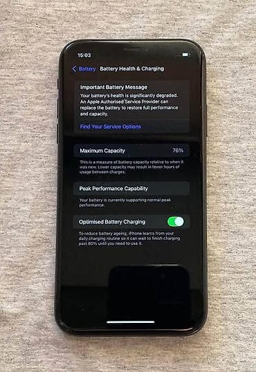Iphone XR 256Gb Black Telefon odlično očuvan, sa sitnim tragovima na lalafo.rs — 3 Iphone XR 256Gb Black Telefon odlično očuvan, sa sitnim tragovima — 3