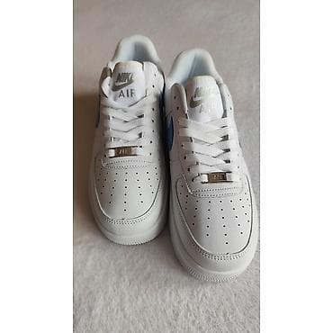 Nike Air Force 1 patike broj 39 NOVO Snizeno na 3000 dinara Finalno na lalafo.rs — 4 Nike Air Force 1 patike broj 39 NOVO Snizeno na 3000 dinara Finalno — 4