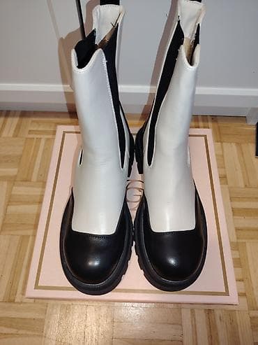 Čizme, 38 na lalafo.rs Čizme, 38