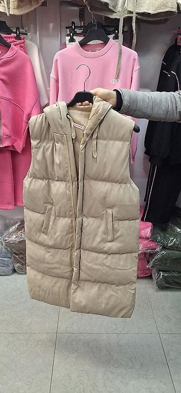 Ženska duga zimska prsluk-jakna sa kapuljačom. Velivine S M L XL - na lalafo.rs — 2 Ženska duga zimska prsluk-jakna sa kapuljačom. Velivine S M L XL - — 2