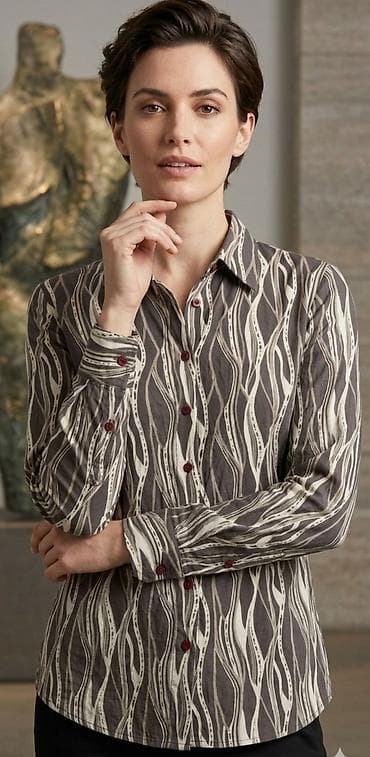 Ženska košulja dugih rukava sa printom - Kroj: klasična košulja sa na lalafo.rs Ženska košulja dugih rukava sa printom - Kroj: klasična košulja sa