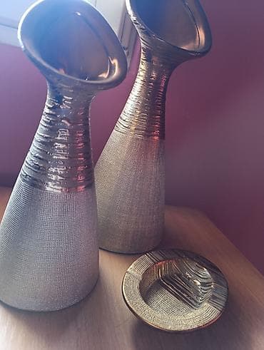 Vases and pots: Komplet
licno preuzimanje Bg Banjica at lalafo.rs — 3 Vases and pots: Komplet
licno preuzimanje Bg Banjica — 3