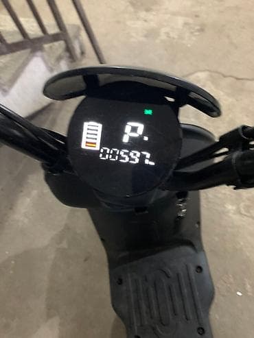 dve suknje po: Električni skuter – gradski model sa prtljažnikom - Boja: mat bež sa na lalafo.rs — 6 dve suknje po: Električni skuter – gradski model sa prtljažnikom - Boja: mat bež sa — 6