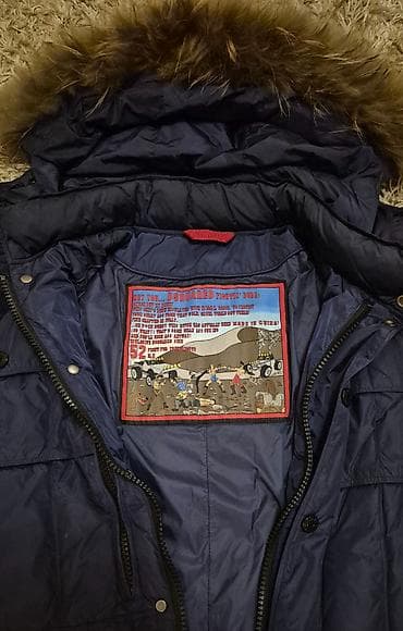 DSQUARED2 jakna.
Cena 80e na lalafo.rs — 3 DSQUARED2 jakna.
Cena 80e — 3