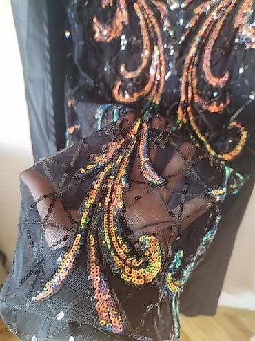 Svečana duga haljina – crna, sa raskošnim štras i šljokice ukrasima - at lalafo.rs — 7 Svečana duga haljina – crna, sa raskošnim štras i šljokice ukrasima - — 7