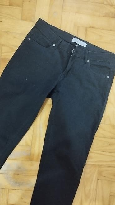 BLUE MOTION
Intenzivno crne pantalone.
kao nove su na lalafo.rs — 2 BLUE MOTION
Intenzivno crne pantalone.
kao nove su — 2