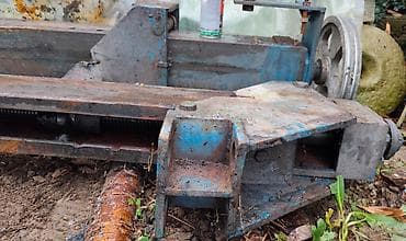 Двостубна ауто дизалица, носивости 2.5т. 2015 је годиште. Рађена је у na lalafo.rs — 5 Двостубна ауто дизалица, носивости 2.5т. 2015 је годиште. Рађена је у — 5