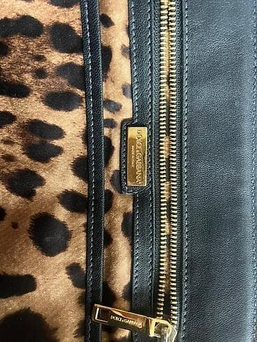 DOLCE & GABBANA torba – crna čipka i koža - Model sa prednjom at lalafo.rs — 3 DOLCE & GABBANA torba – crna čipka i koža - Model sa prednjom — 3