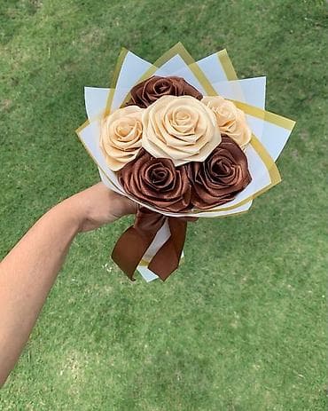 Dekorativni buketi ruža – ručno aranžirani - Elegantni buketi sa 6–9 na lalafo.rs Dekorativni buketi ruža – ručno aranžirani - Elegantni buketi sa 6–9