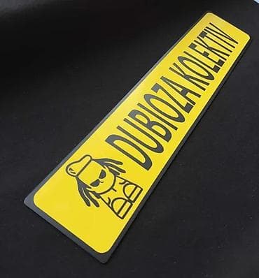 kom sa etiketom: Auto table - ukrasne pvc tablice po želji - 2119 📌 opis: ne radimo at lalafo.rs — 2 kom sa etiketom: Auto table - ukrasne pvc tablice po želji - 2119 📌 opis: ne radimo — 2