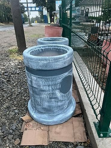 Betonske žardinjere – cilindričnog oblika, masivne i dekorativne, u na lalafo.rs — 2 Betonske žardinjere – cilindričnog oblika, masivne i dekorativne, u — 2