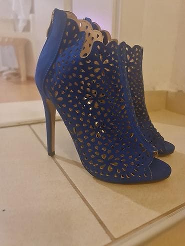 Sandale nove. jednom nosene. br. 36. gaziste. 22cm na lalafo.rs — 2 Sandale nove. jednom nosene. br. 36. gaziste. 22cm — 2