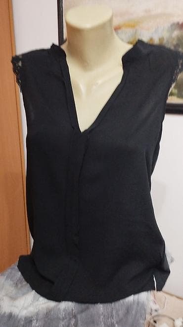 Springfield majica bez rukava, jednom obučena. Pogledajte i ostale na lalafo.rs — 6 Springfield majica bez rukava, jednom obučena. Pogledajte i ostale — 6