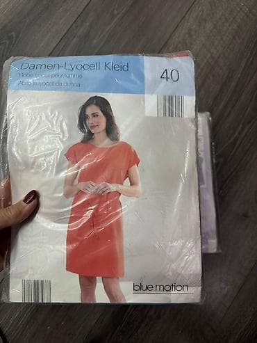 Nova haljina u originalnom pakovanju, veličine 40. Imam dva komada a na lalafo.rs Nova haljina u originalnom pakovanju, veličine 40. Imam dva komada a