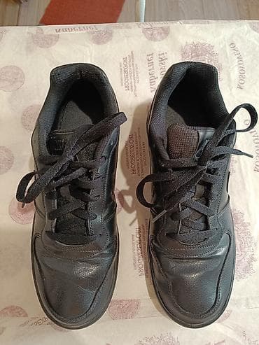 Prodajem Nike muske patike broj 44. U ocuvanom stanju, nigde nisu na lalafo.rs — 3 Prodajem Nike muske patike broj 44. U ocuvanom stanju, nigde nisu — 3