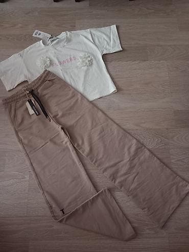 Pantalone I majca broj 12,novo sa etiketom,fiksno.(majca tcr jeans na lalafo.rs Pantalone I majca broj 12,novo sa etiketom,fiksno.(majca tcr jeans
