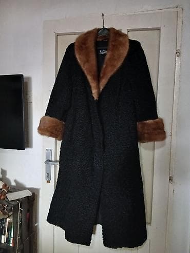 Ženska garderoba – više komada 1) Bež komplet (sako + suknja) - na lalafo.rs — 9 Ženska garderoba – više komada 1) Bež komplet (sako + suknja) - — 9