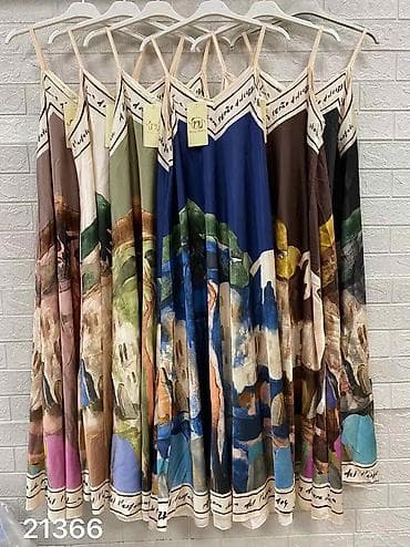 Haljine
Cena 2500
Vel. s m l xl
V20 na lalafo.rs Haljine
Cena 2500
Vel. s m l xl
V20