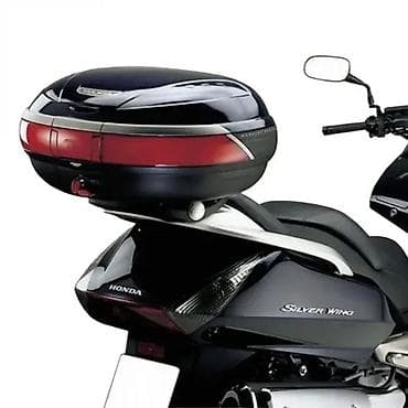 GIVI Monolock zadnji kofer za skuter/motor – crni sa integrisanim na lalafo.rs GIVI Monolock zadnji kofer za skuter/motor – crni sa integrisanim