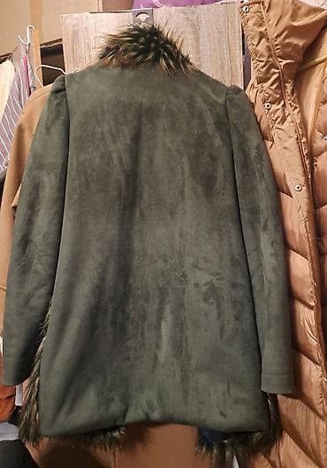 P.S.fashion bunda jakna kaput sa krznom vel 38 na lalafo.rs — 4 P.S.fashion bunda jakna kaput sa krznom vel 38 — 4