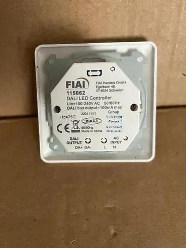 LED Dimmer Dimer DALI 115062; Redovna cena 105 eura; Cena na akciji na lalafo.rs — 2 LED Dimmer Dimer DALI 115062; Redovna cena 105 eura; Cena na akciji — 2